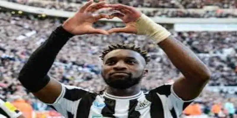 转会细节与纽卡情感告别- 米兰体育