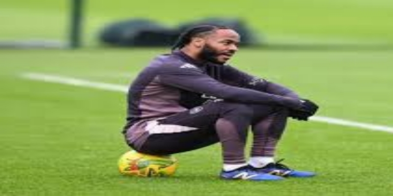 青训成果助力转会策略平衡-米兰体育