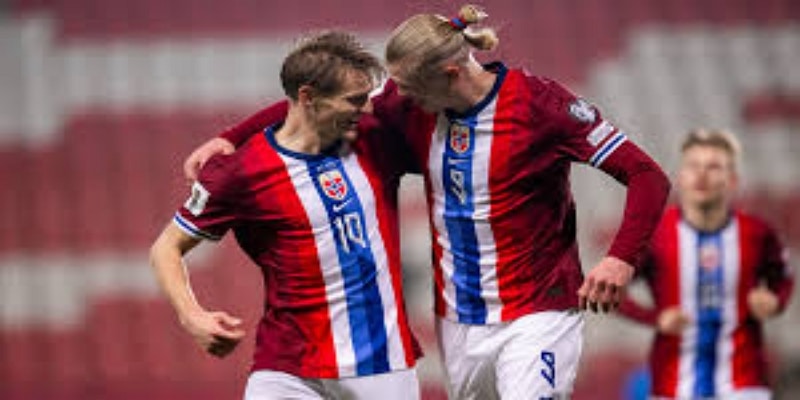 战术适应与位置演变：从拖后中场到右中场核心-米兰体育