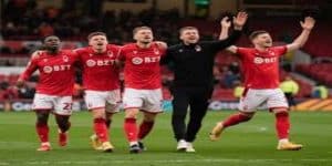 传奇谢幕：属于荷兰飞侠的终章- 米兰体育