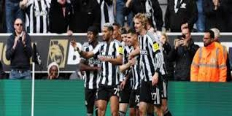 九月硬仗密集：阵容深度成为关键- 米兰体育