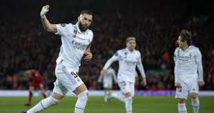 场外花絮：国际足联主席意外现身增添亮点-米兰体育