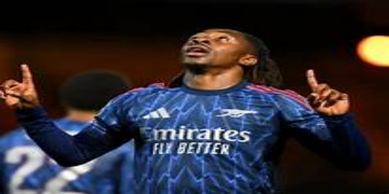 战术复盘与球员表现分析-米兰体育