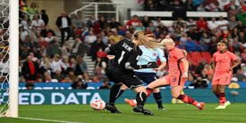 老将的忠诚与困境：米兰体育独家报道  -米兰体育