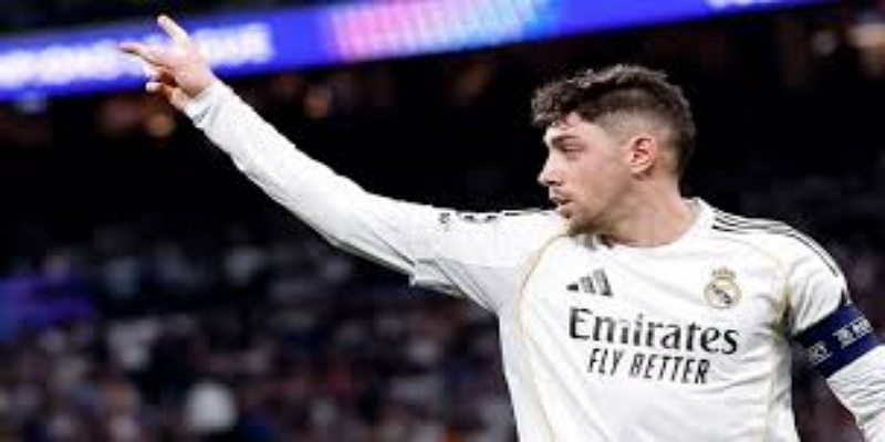 英冠赛场迎来“学生球员”创纪录时刻-米兰体育