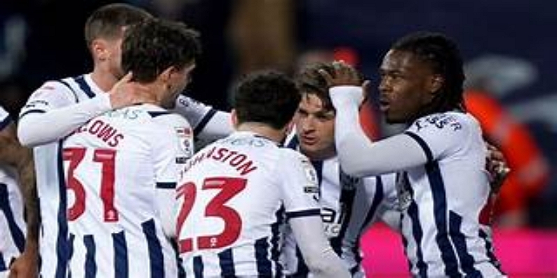 米兰体育战术拆解：西布朗边路压制与诺维奇防守崩点-米兰体育