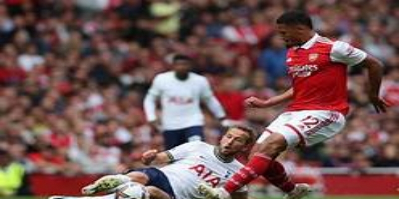 米兰体育聚焦：萨利巴红牌成为比赛转折点-米兰体育